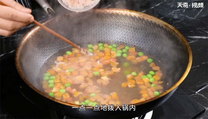 西红柿鸡汤的做法 西红柿鸡汤怎么做